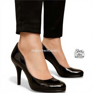 Tahari new Colette patent leather pumps *shop@iamwarrior